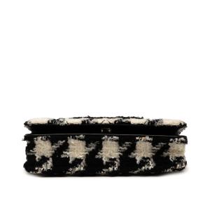 Chanel Houndstooth Tweed CC Wallet On Chain 3