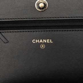 Chanel Houndstooth Tweed CC Wallet On Chain 5