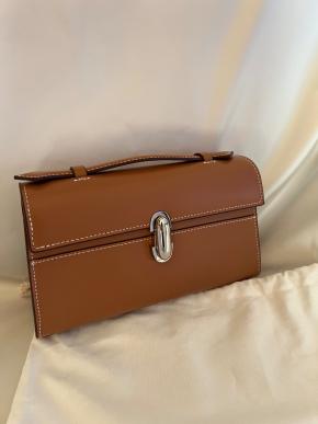 Savette Tan Symmetry Pochette 8