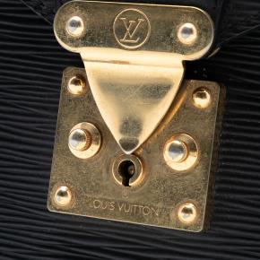 Louis Vuitton Black Leather Epi Serviette Ambassadeur 6