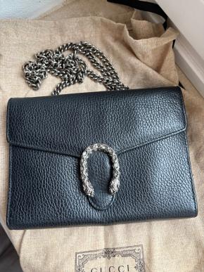Gucci Black Leather Dionysus Crossbody Bag 14