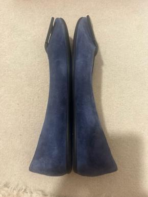 Roger Vivier Navy Suede Flats 4