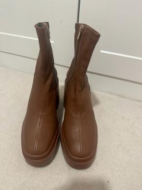 Robert Clergerie Tan Nina Boots 10