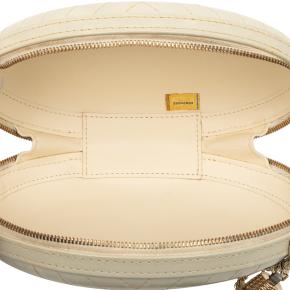 Chanel White Lambskin La Pausa Bag 4