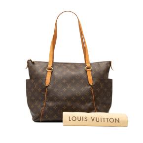 Louis Vuitton Coated Canvas Monogram Totally MM 8