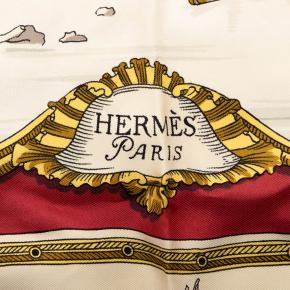 Hermes Printed Les Plaisirs du Froid Silk Scarf 90 2