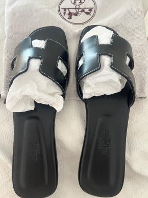 Hermes Black Leather Oran Sandals 2