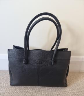 Tod's Black Pebbled Calf Mocassino Bag 9