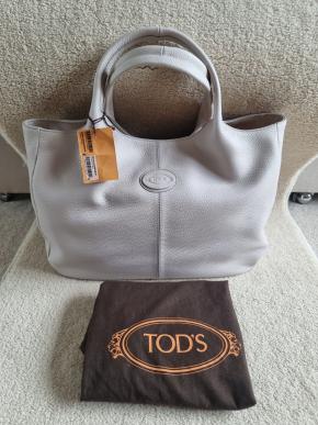 Tod's Stone Pebbled Leather Medium Shopper Bag 2