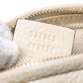 Gucci White Mini Pebbled Calfskin Soho Chain Crossbody 6