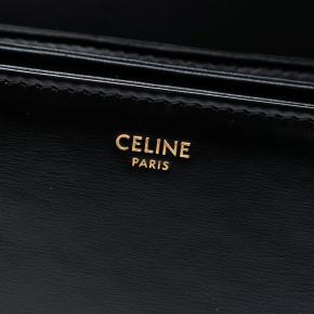 Classique Shiny Calfskin Triomphe Crossbody 5