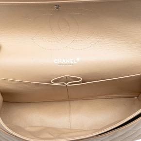 Chanel Beige Jumbo Classic Caviar Double Flap 4