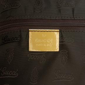 Gucci Coated Canvas Web Jolie Tote 6