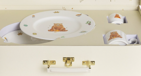 Marie-Chantal Manners Begin at Breakfast Crockery Suitcase Set 6