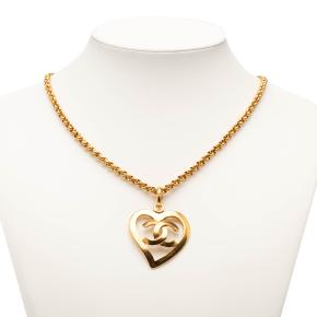 Chanel CC Gold Plated Heart Pendant Necklace 5