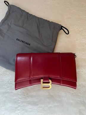 Balenciaga Hourglass Wallet On Chain 2