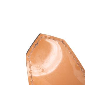 Louis Vuitton Tan Monogram Vernis Deesse PM 10