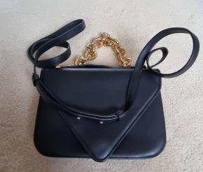 Bottega Veneta Black Leather Mount Cross Body Bag 3