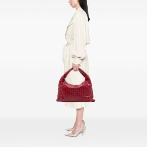 Bottega Veneta Red Small Calfskin Intrecciato Hop Hobo 7