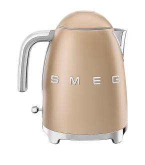 Smeg 50s Style Matte Champagne Kettle 5