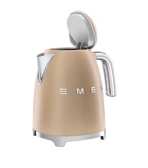 Smeg 50s Style Matte Champagne Kettle 3