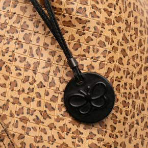 Bottega Veneta Animal Printed Nappa Intrecciomirage Butterfly Tote 8