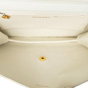 Chanel White CC Quilted Lambskin Single Flap 4