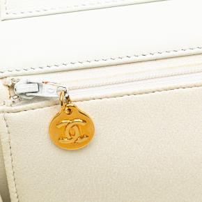 Chanel White CC Quilted Lambskin Single Flap 8