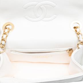 Chanel White Mini Quilted Caviar Sweet Classic Flap 4