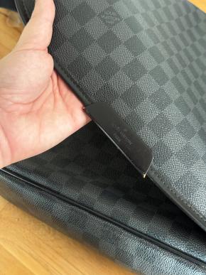 LV Graphite Daniel GM Damier Messenger Bag 5