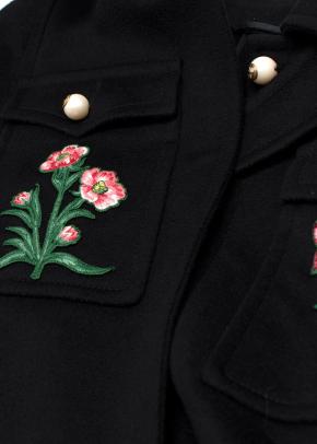 Gucci Black Cape with Floral Embroidery 3