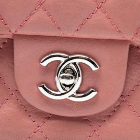 Chanel Classic Pink Lambskin East West Bijoux Chain Single Flap 5