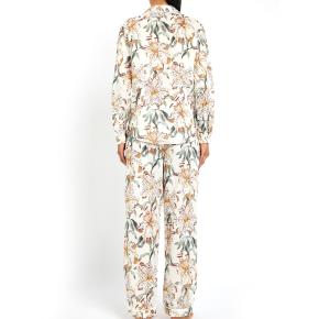 Desmond And Dempsey Long Pyjama Set 2