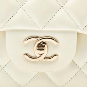 Chanel Off White Jumbo Classic Lambskin Double Flap 6