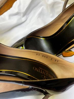 Valentino Black Patent Tan Go Heels 7