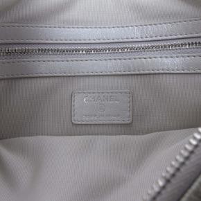 Chanel Silver Medium Quilted Metallic Caviar O Case Clutch 7