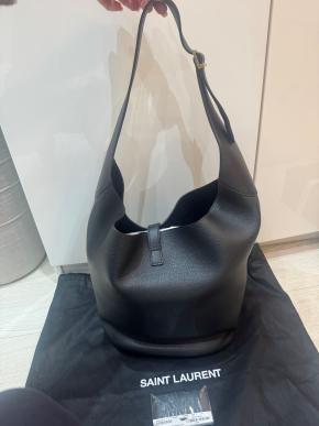 Saint Laurent Black Le 5 à 7 Hobo black leather bucket bag 13