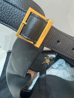 Saint Laurent Black Le 5 à 7 Hobo black leather bucket bag 14