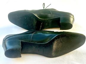 Hermes Vintage Black Leather Ladies Brogues 4