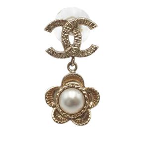Chanel Gold Plated Faux Pearl Flower Drop Push Back Earrings 4