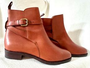 ALBALADEJO  Goodyear Welted Leather Ankle Boots 2