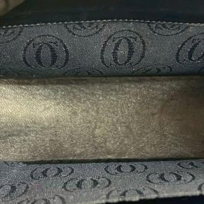 Cartier Black Leather Sapphire Chain Crossbody 3