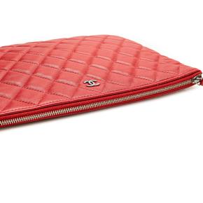 Chanel Red Medium Quilted Lambskin O Case Clutch 10