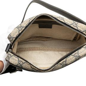 Gucci Brown GG Supreme Crossbody 4