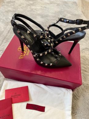 Valentino Black/Silver Rockstud Sandals 8