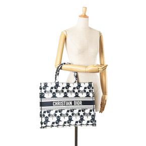 Dior Navy And White Large Canvas Embroidered Lucky Star Book Tote 12