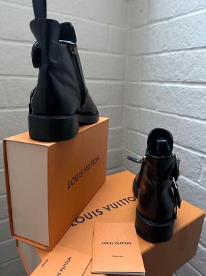 Louis Vuitton Black Leather Ankle Boots 4