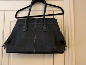 Tod's Black Leather Lady D Bag 9