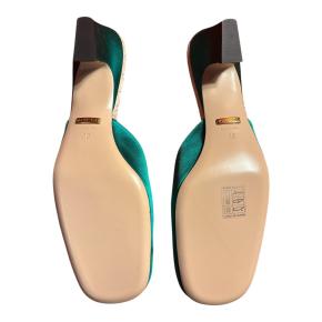 Gucci Green Satin Heeled Mules 4
