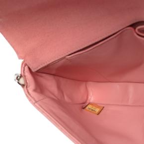 Chanel Pink Chocolate Bar Canvas East West Flap 6